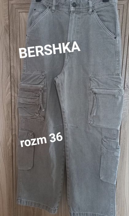 Jeansowe damskie bojówki cargo Bershka rozm 36, nałożone 1x