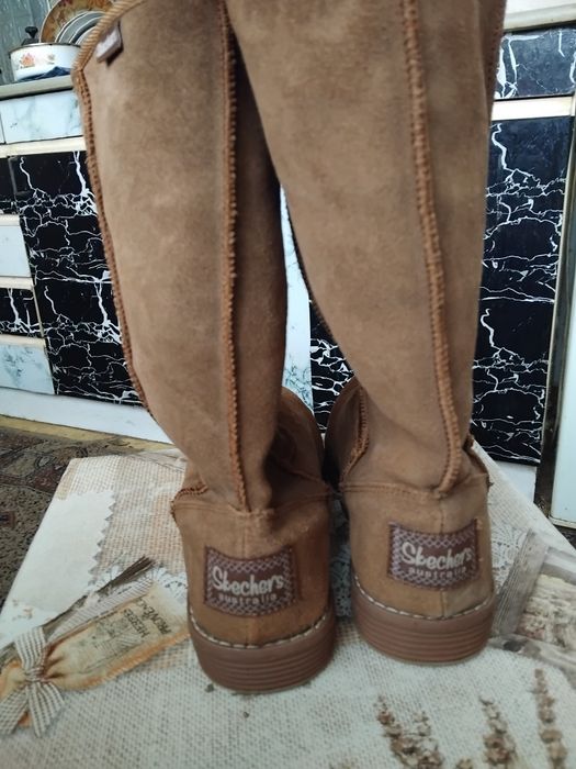 Зимові Уггі Skechers .