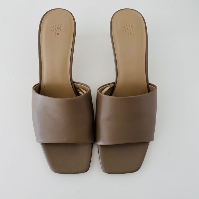 Sandálias H&M tam 38
