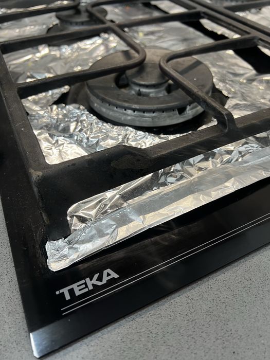 Placa a Gás TEKA em Vidro – Funciona Perfeitamente (isqueiro avariado)