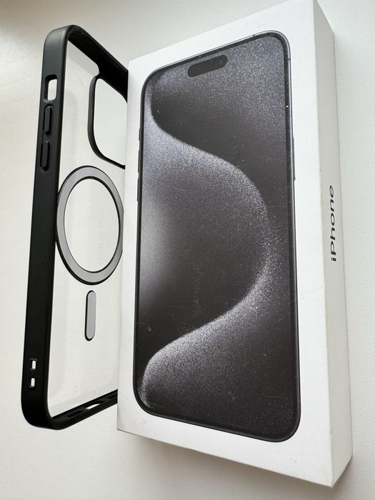 Продам челол на IPhone 14 Pro Max