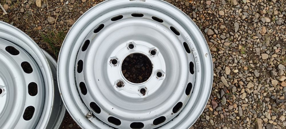 Диски Hyundai  Н-1 R16  6*139.7  6.5J Dia.92.5мм Е-56  2 шт