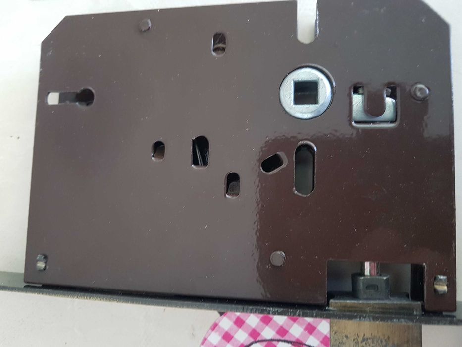 2 Fechaduras Teicocil