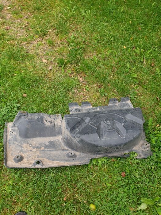 Задня защіта до Т5 фольцваген