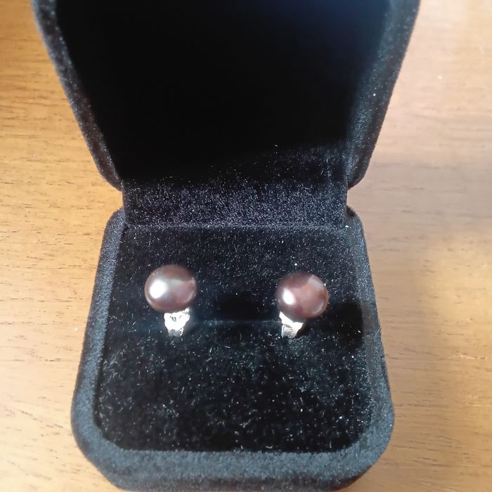 Brincos em Prata com Pérolas Naturais de Água Doce Roxas