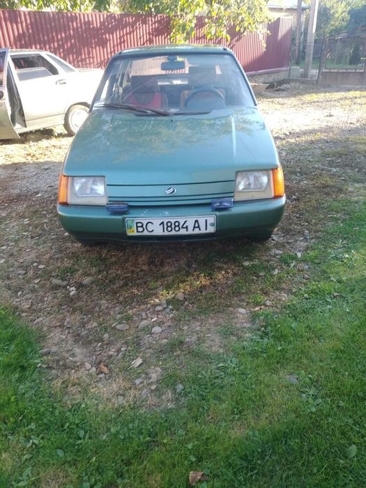 Продам машину Славута 1.2