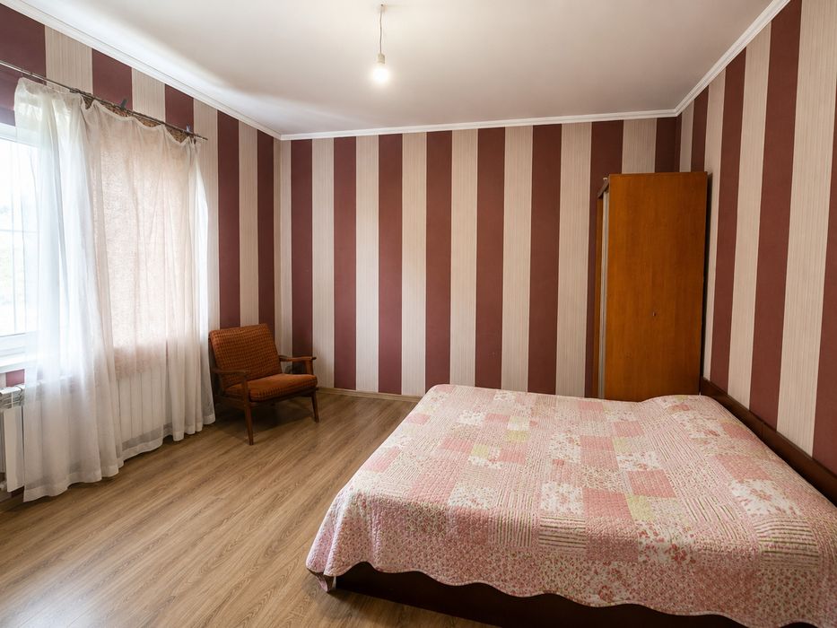Продам дом  в Великодолинском