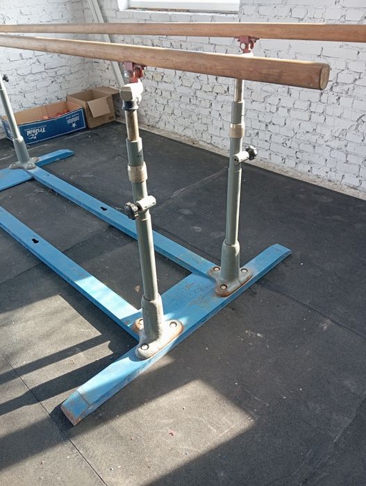 Бруси гімнастичні брусья нові