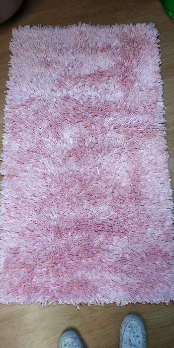 Tapetão rosa de frocos em nylon