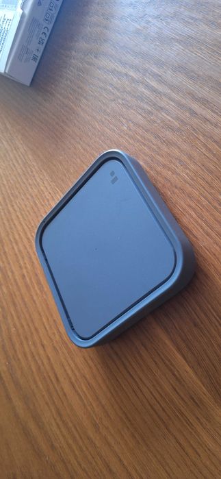 Samsung Super Fast Wirless Charger (15W) - EP-P2400BBEGEU