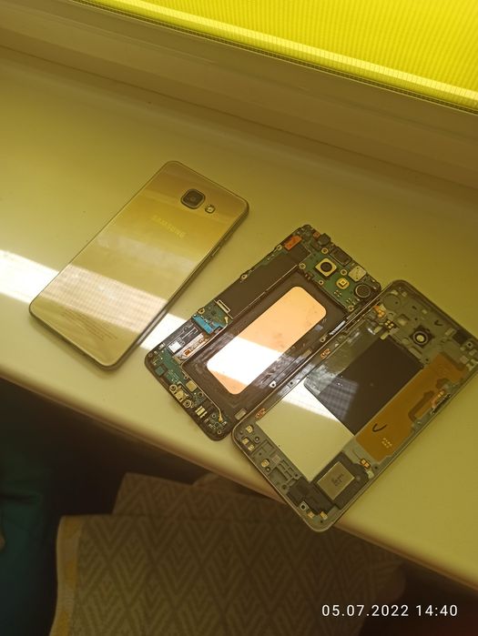 Samsung Galaxy A5 2016 під ремонт