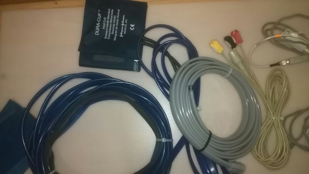 Kardiomonitor funkcji życiowych Dinamap plus i Dinamap 8100