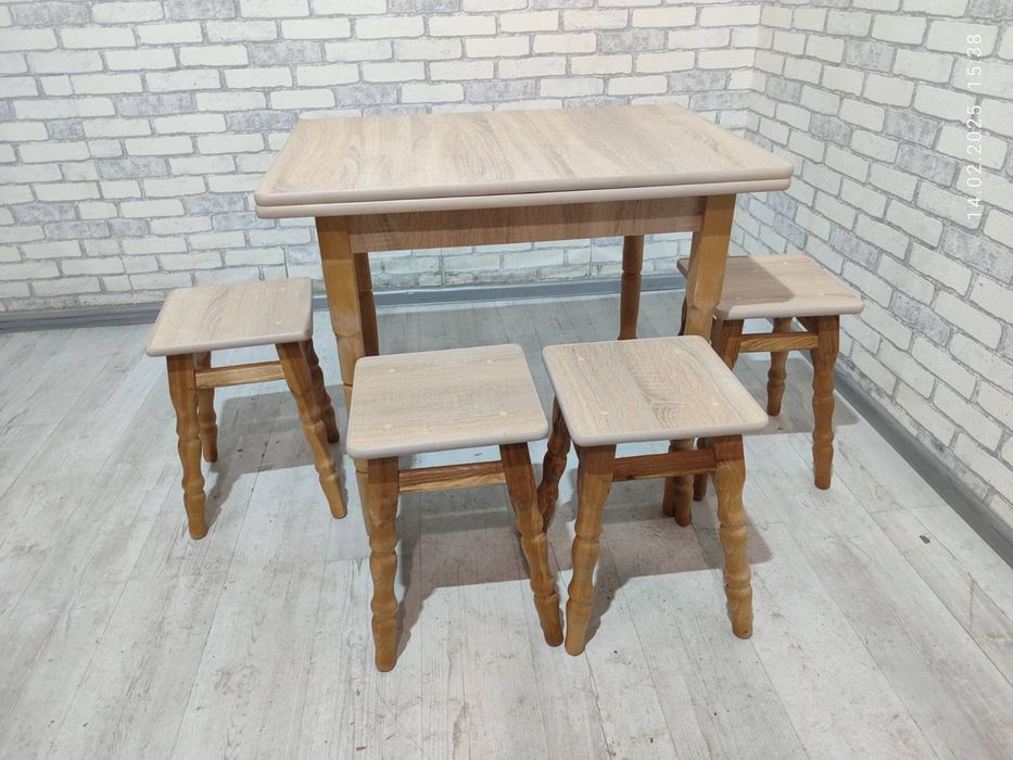 Кухонний комплект