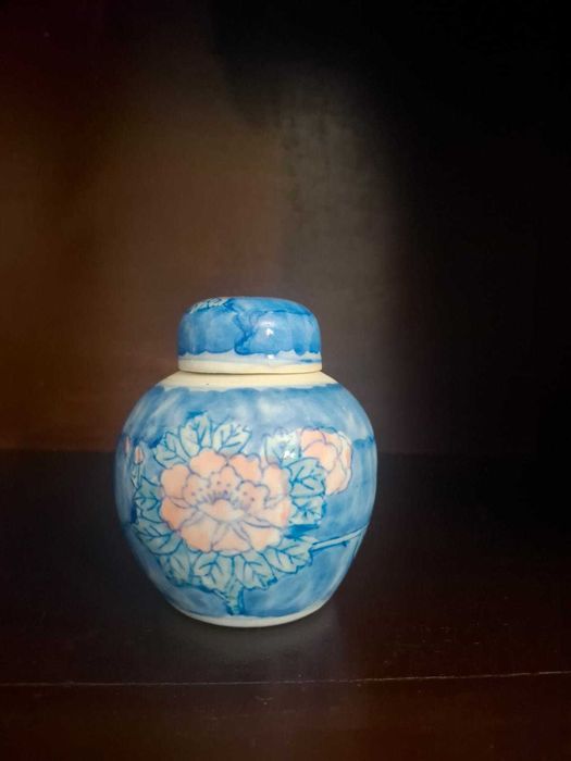 Vintage Chinese Ginger Jar64584838711298121