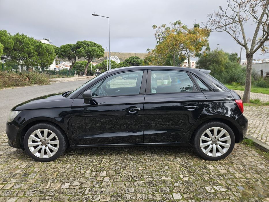 Audi A1 1.6 TDI Sport 5p (2012) - 90cv - Nacional