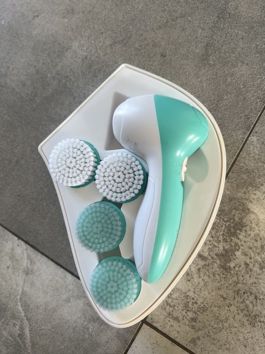 Szczoteczka do oczyszczania  twarzy Rival de Loop