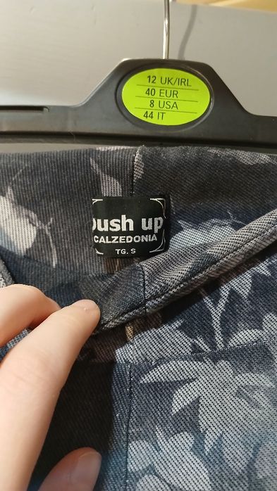 legginsy push up z motywem kwiatowym