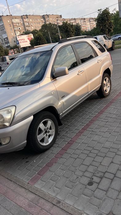 Kia sportag 2.0 повний привід