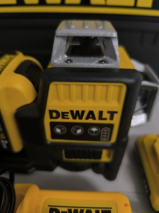 Акція!DeWalt DCE089LG рівень лазерний 3d, нівелір, 12 ліній