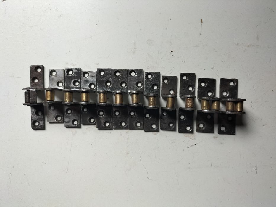 Klamki okienne aluminiowe mosiężna rolki prowadnic cena za sztukę