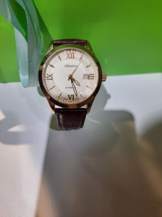 Продам наручні часи