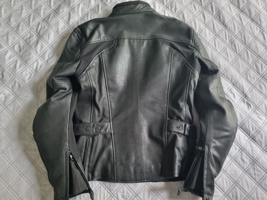Sprzedam damską kurtkę skórzaną na motocykl