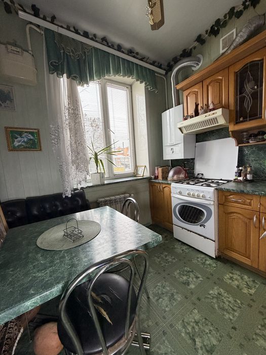 Двохкімнатна квартира, до центру 2 хв!