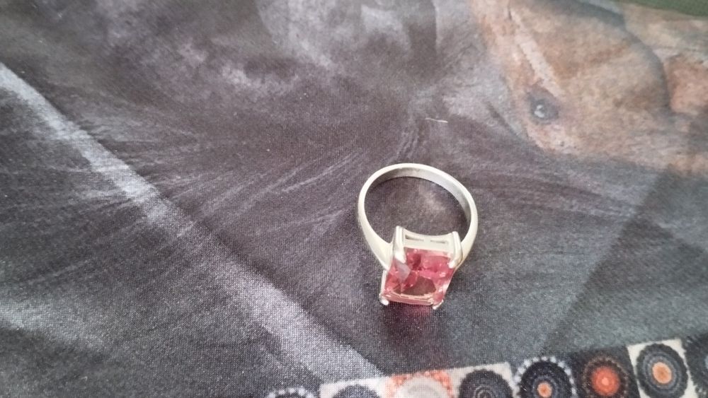 Кольцо Султанит серебро