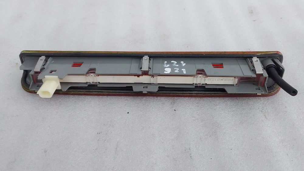 Luz stop adicional / 3º stop RENAULT Megane III (BZ0_)