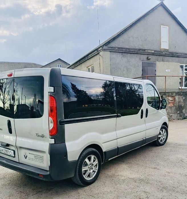 Trafic 2007 пасажир