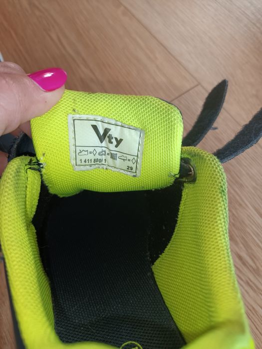 Buty chłopięce rozmiar 29