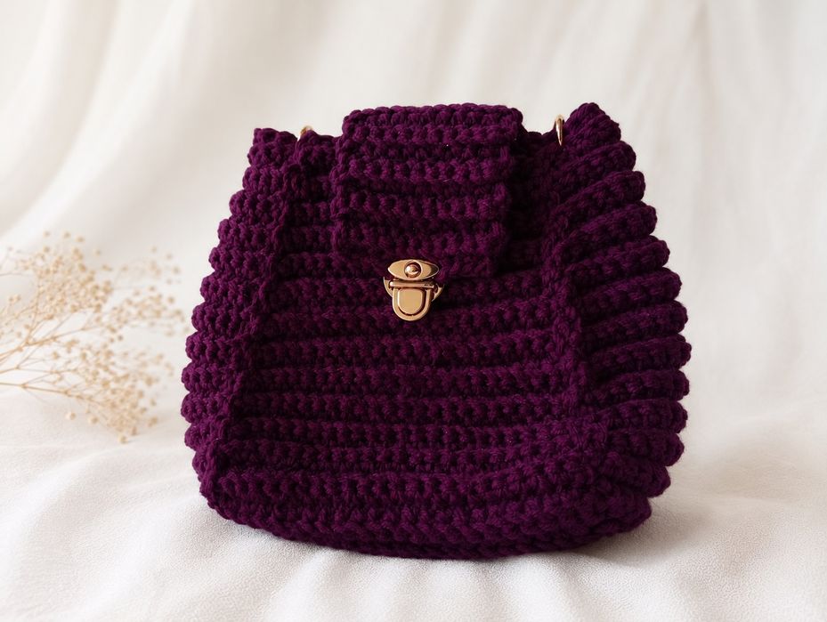 Torebka kuferek na szydełku na drutach rękodzieło handmade