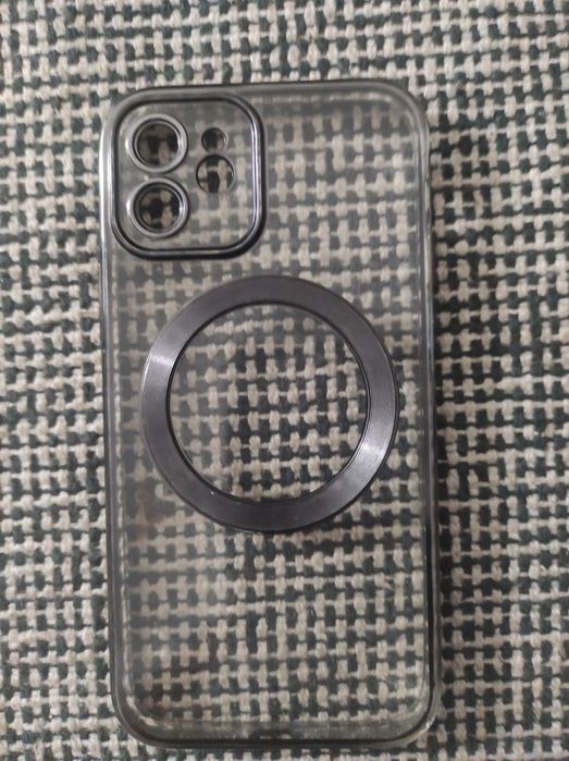 Capa iPhone 12 normal dupla como nova/outra