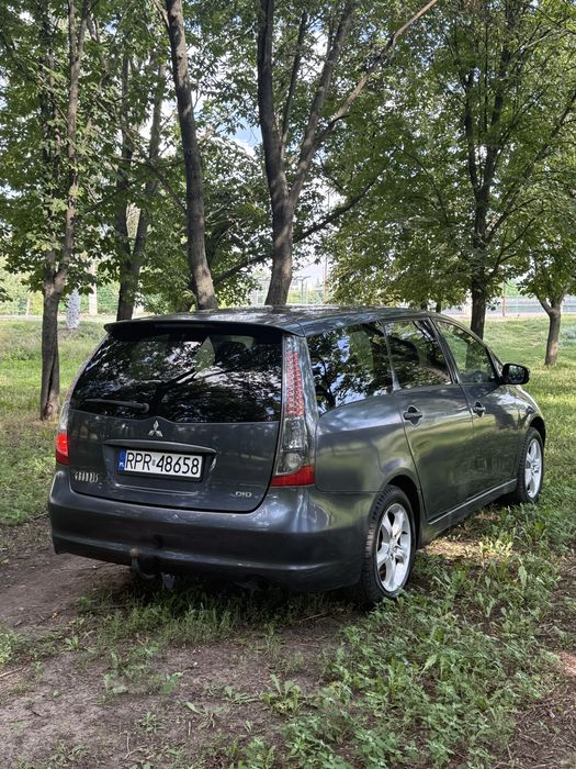 Продам Mitsubishi Grandis 2.0