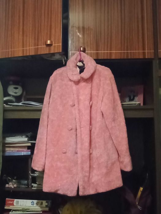 Продаются женские вещи