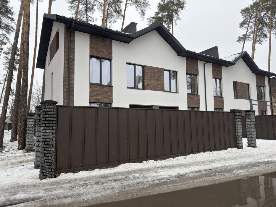 Старт продажу таунхаусів в Центрі міста- зелена зона