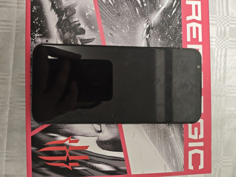 Red magic 5s(игровой телефон)