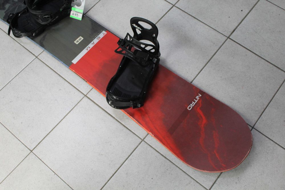 Deska Snowboard NITRO TEAM 157 cm + Wiązania Nowe