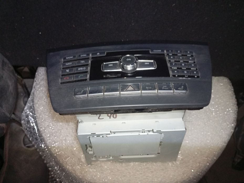 Radio CD NAVI LIFT karta pamięci W204 3.0 FULL Mercedes Benz C-klasa