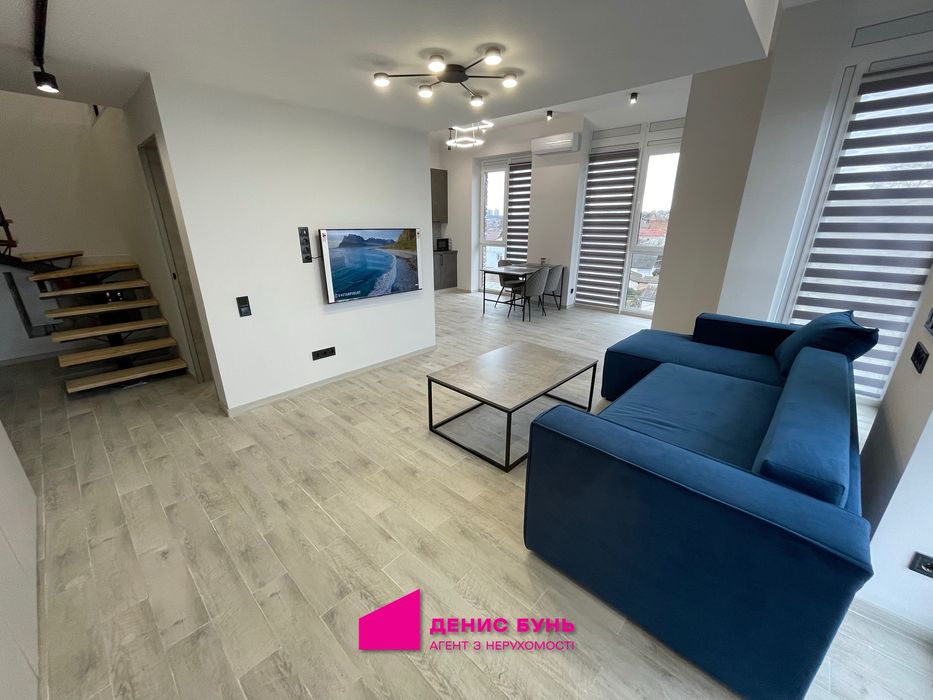 Продам стильную, двухуровневую квартиру в центре города