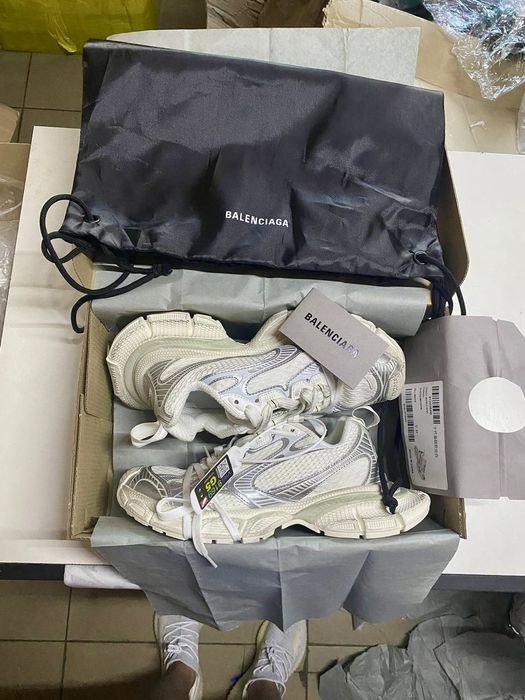 Balenciaga 3XL White Silver трендові кросівки баленсіага  на платформі