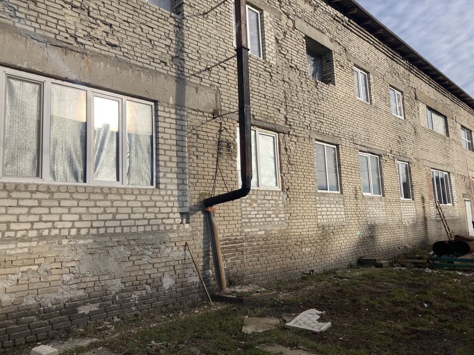 Продам приміщення для виробництва або складів