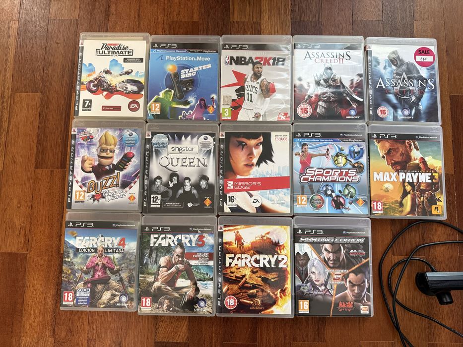 PS3 Slim 250GB + 2 Comandos + 2 Move + Câmara + 14 Jogos