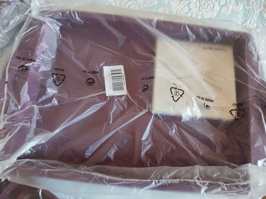 Varias formas de silicone Tupperware novo