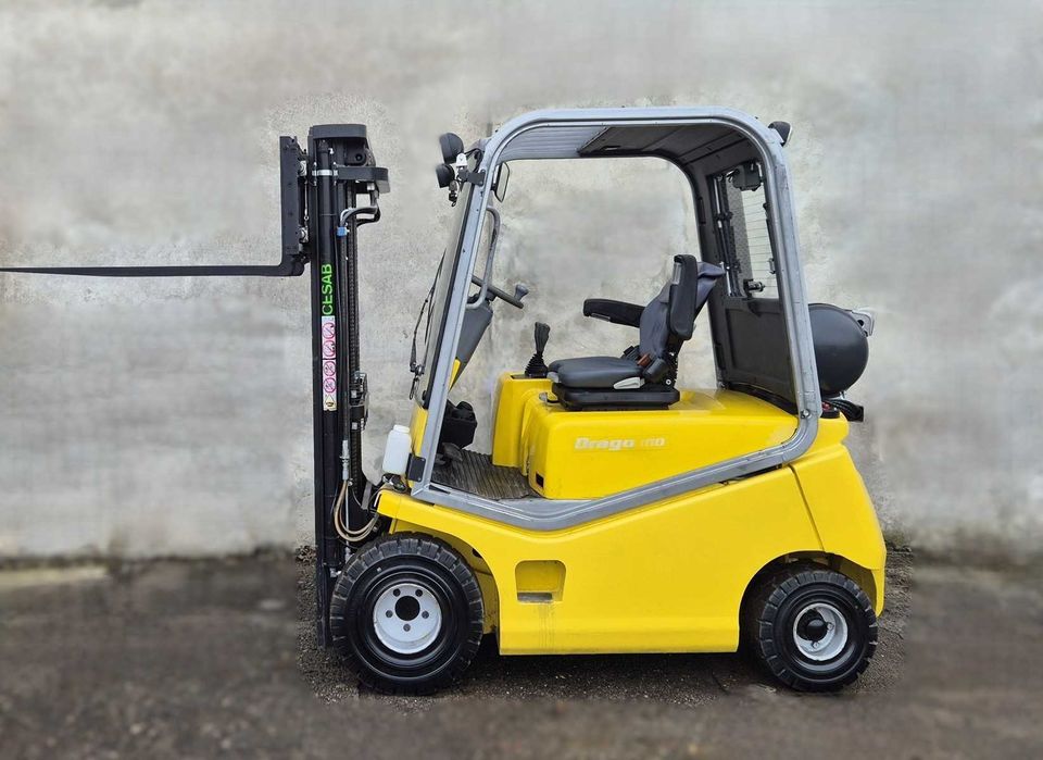 Wózek widłowy 1800kg  Toyota / Cesab • 2018r • wolna sekcja hydrauliczna do obrotnicy • maszt TRIPLEX z wolnym skokiem •  zobacz film, możliwy leasing