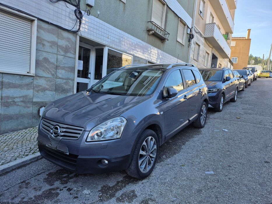 Are you looking for a spacious and comfortable family car?424735968110858242