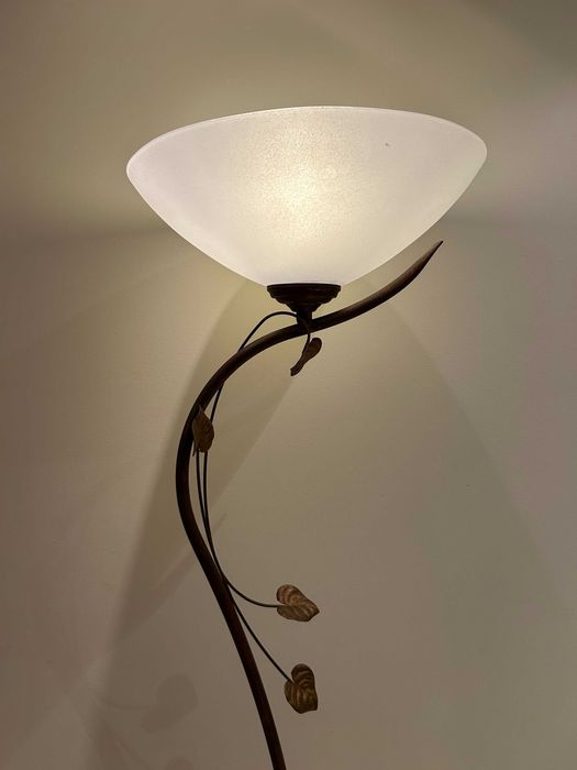 Lampa podłogowa 180 cm