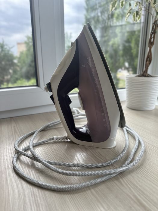 Праска Braun 2,6 кВт