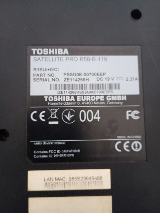 Vende-se computador Toshiba R 50 pc rápido e pronto a usar