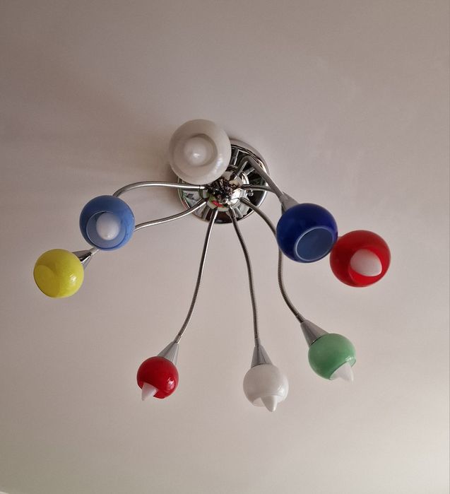 Яскрава італійська люстра  светильник на 8 плафонів. Плафон бра